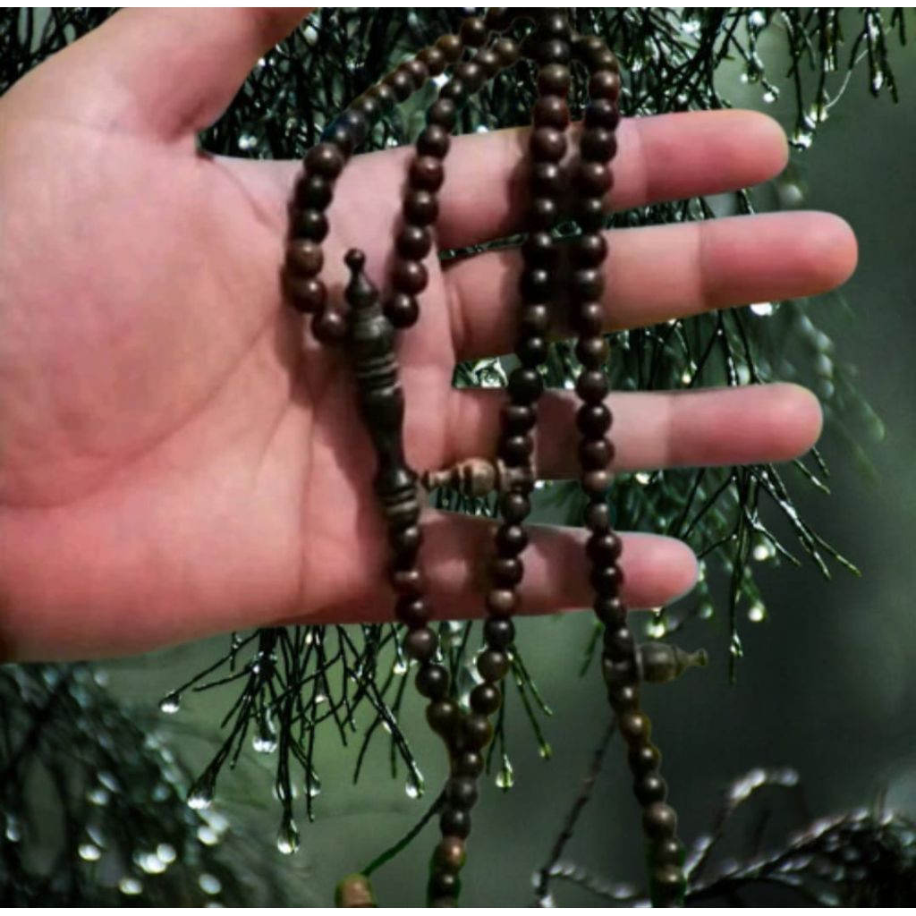 tasbih gaharu hitam Kalimantan grade A 6mm 99butir tasbih kayu gaharu wangi