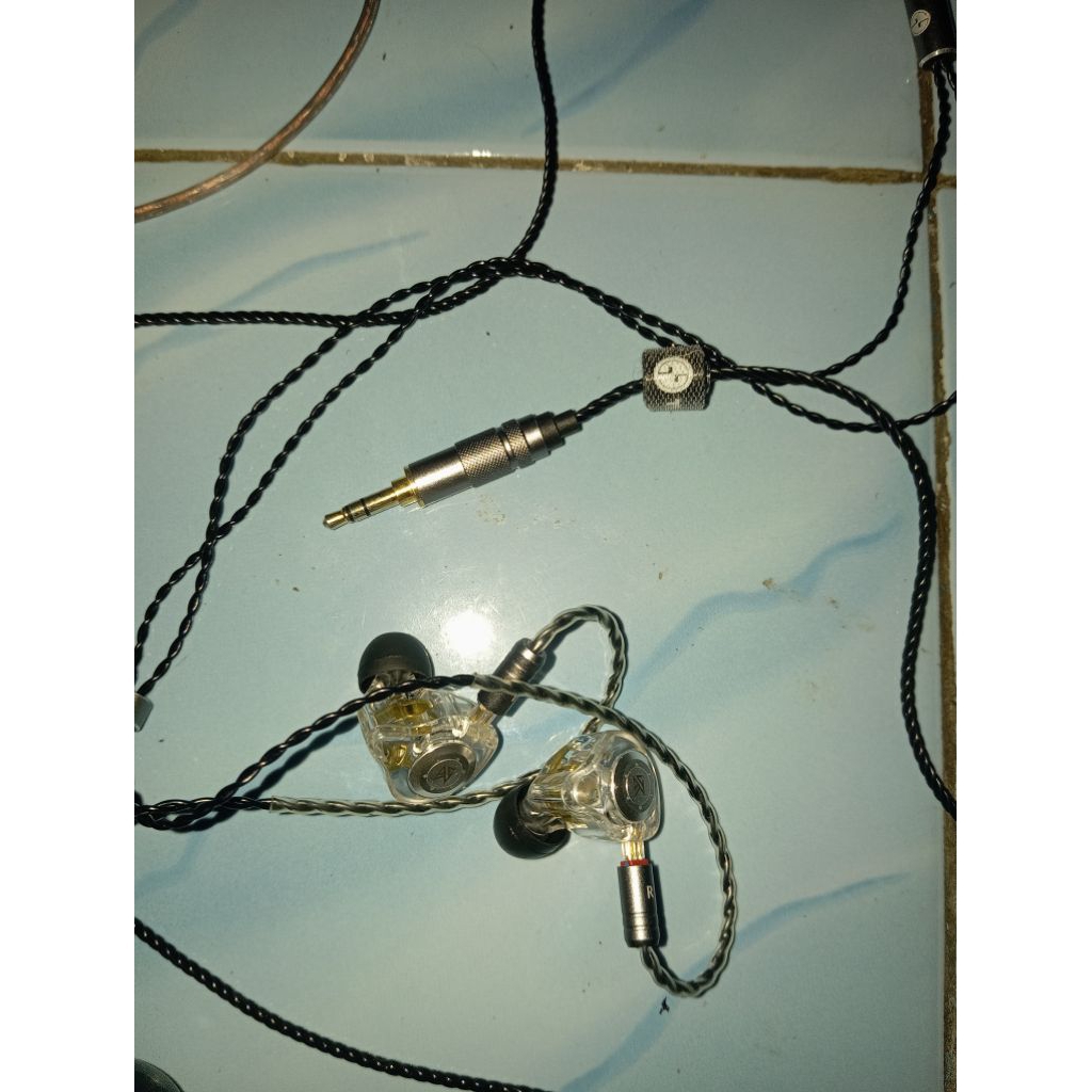 KZ EDX PRO + KABEL BAWAAN