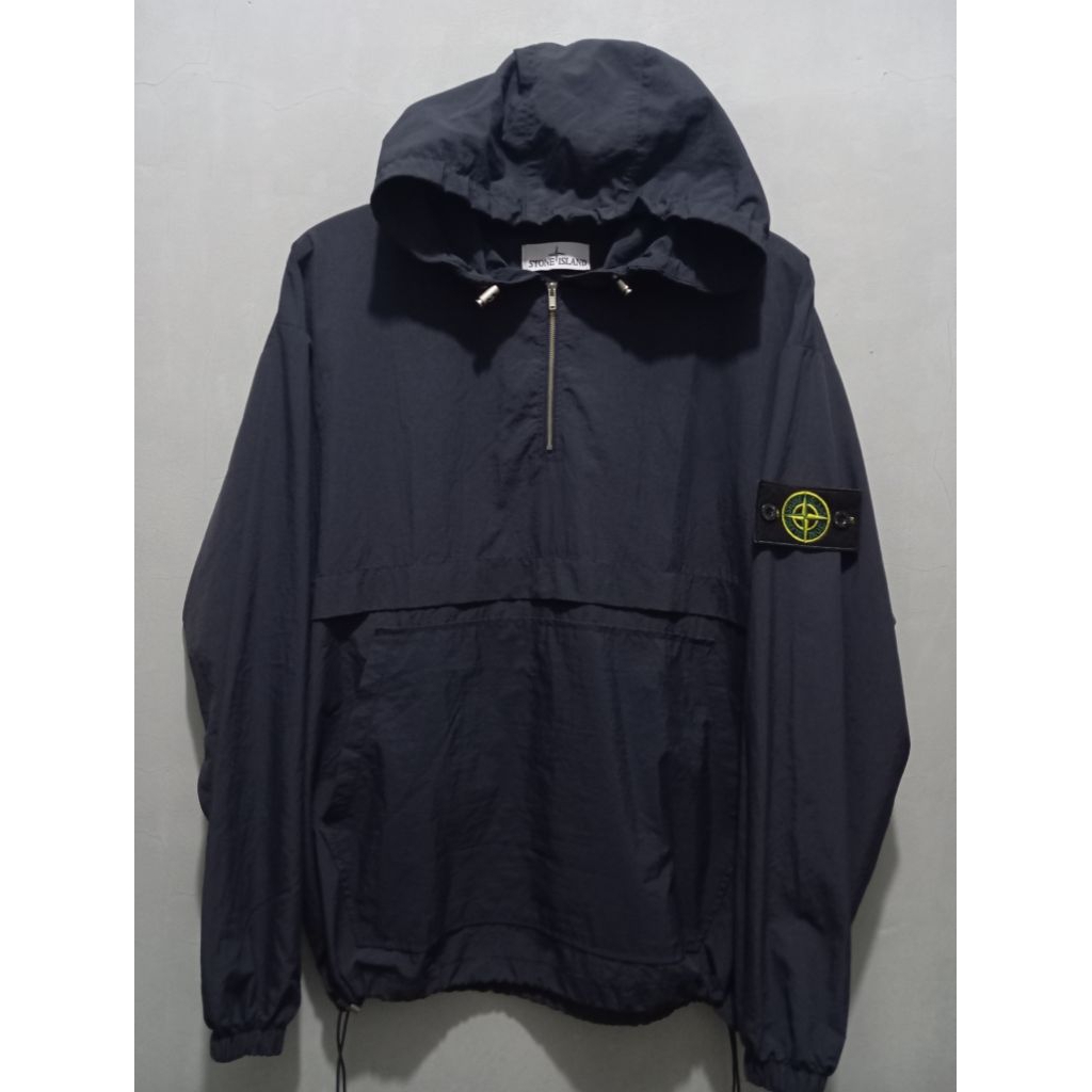 jaket Stone Islands size L