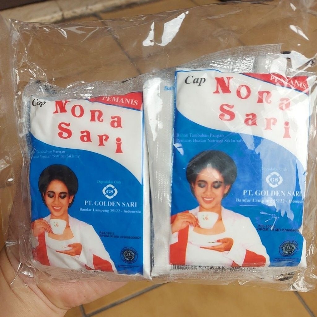 PEMANIS MAKANAN DAN MINUMAN CAP NONA SARI 1PAK (ISI 10X40g)