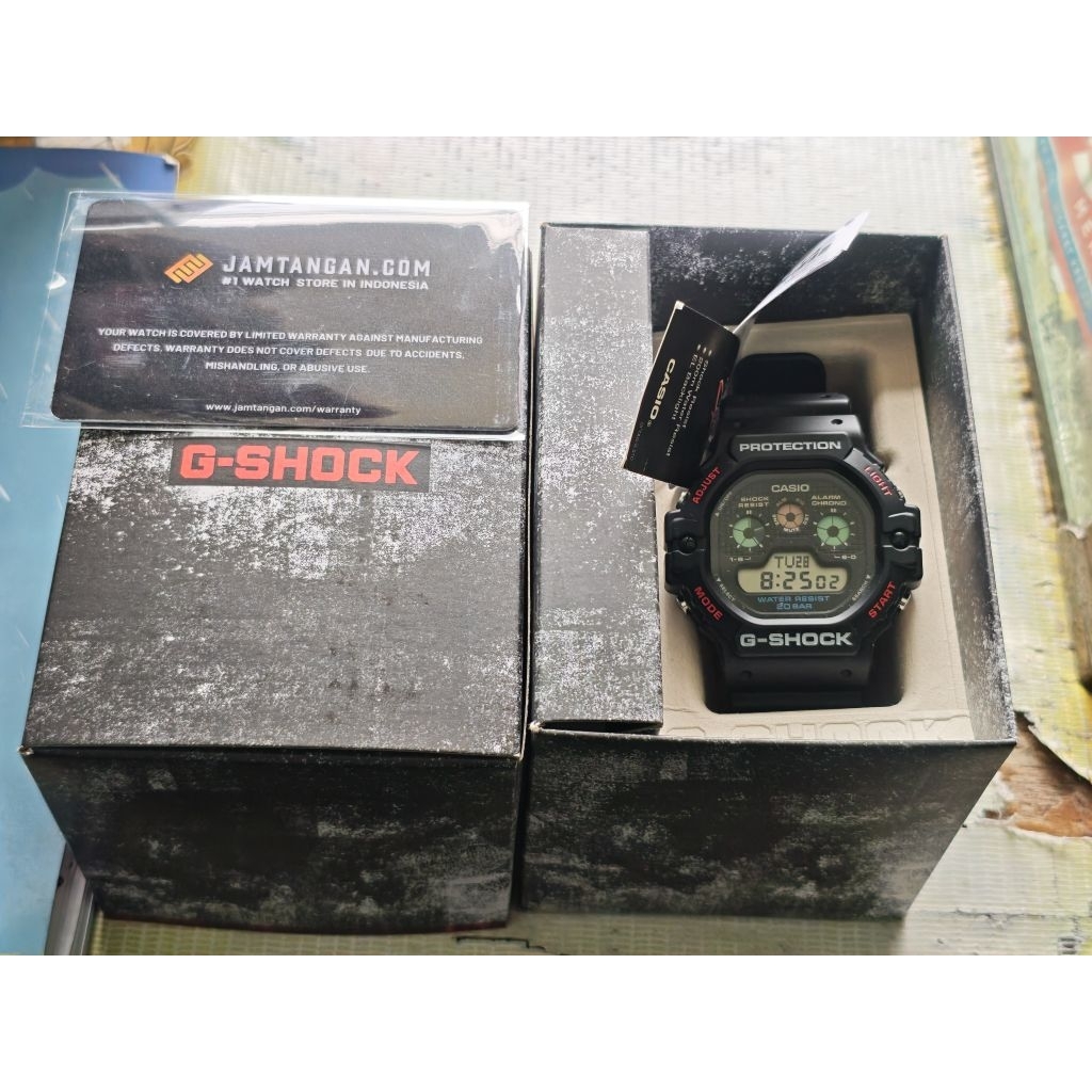 CASIO G-SHOCK DW-5900