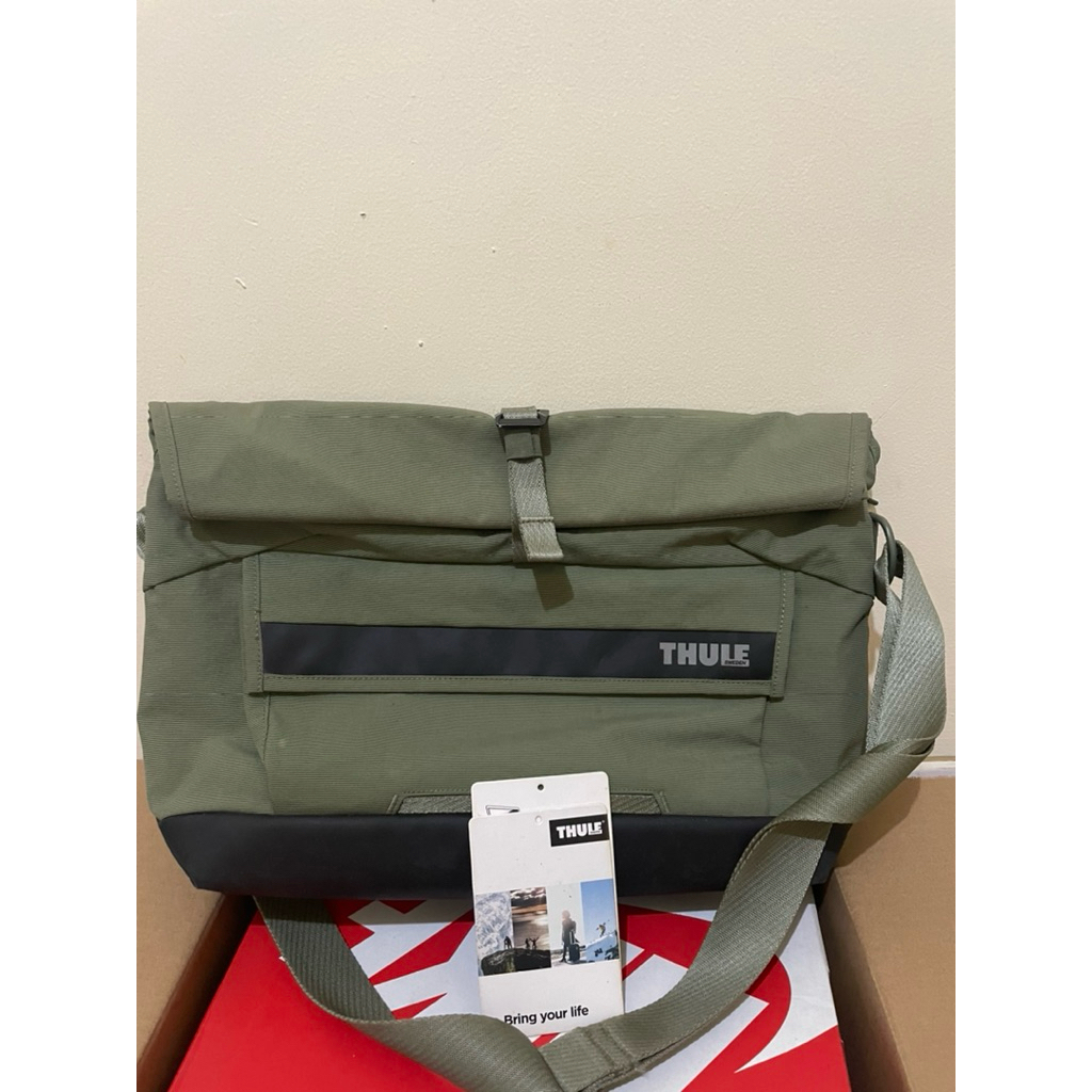 Thule Paramount 3 Crossbody 14L
