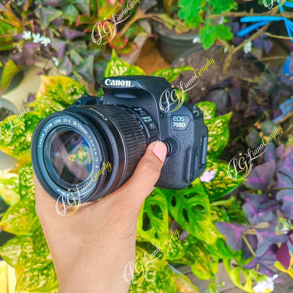 Kamera canon 700d second/bekas