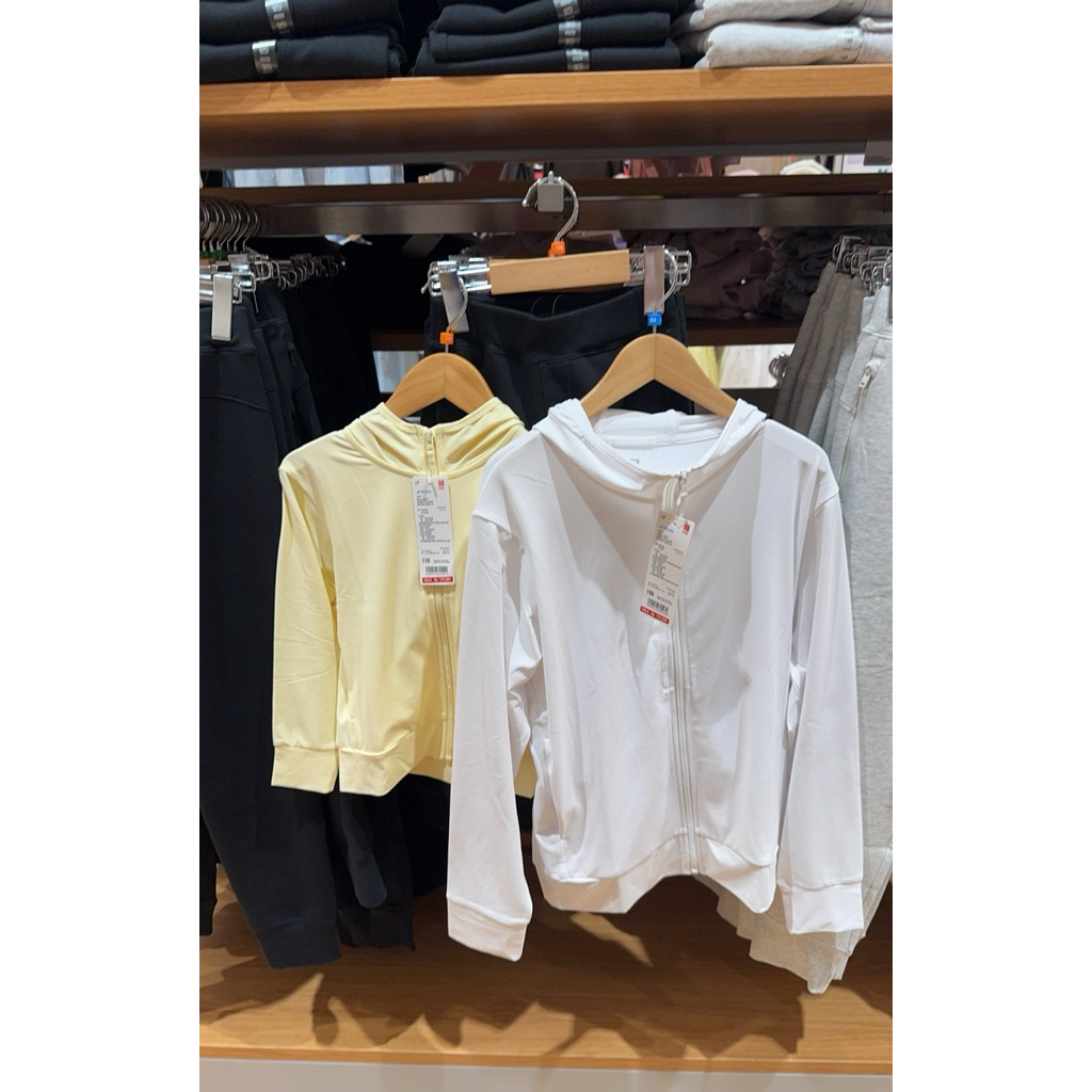 Uniqlo Jaket Airsm Anak Sale