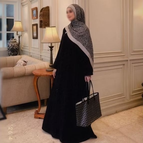 Thaqiyah Abaya - Nadeea.id