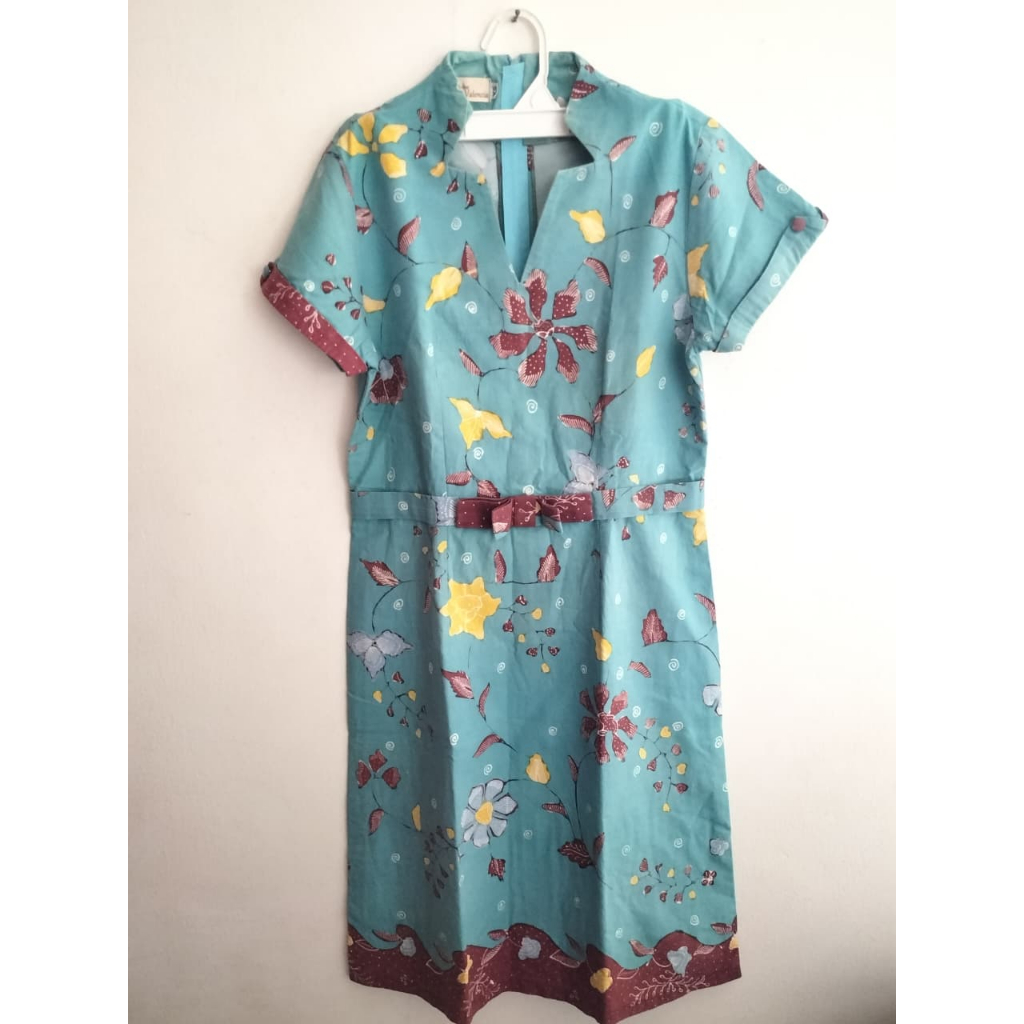 Preloved Dress Motif Bunga Batik Kultur Dea Valencia Ukuran XS