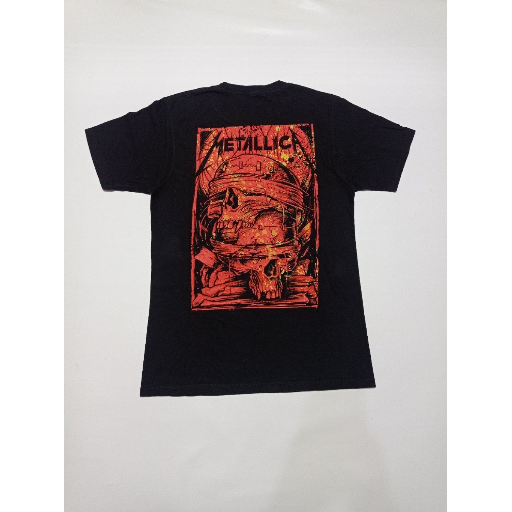 Kaos Band Rare Metallica "Red Blindfolded Skull" BackHit Official Merchandise Warna Hitam Size SM Sm