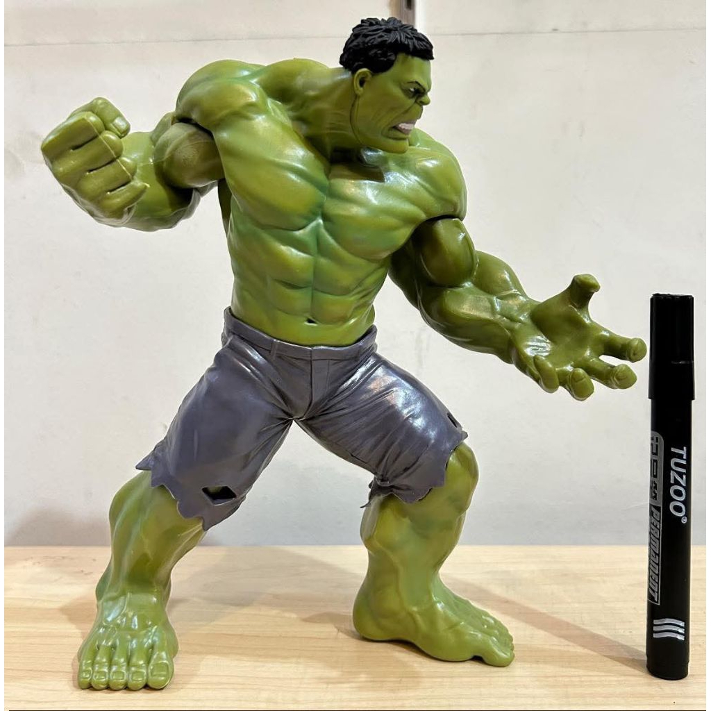 mainan action figuregreen hulk 

tinggi sekitar 8 inch

Statue

Detail bagus

CWJetpUDS

#hulk #theh