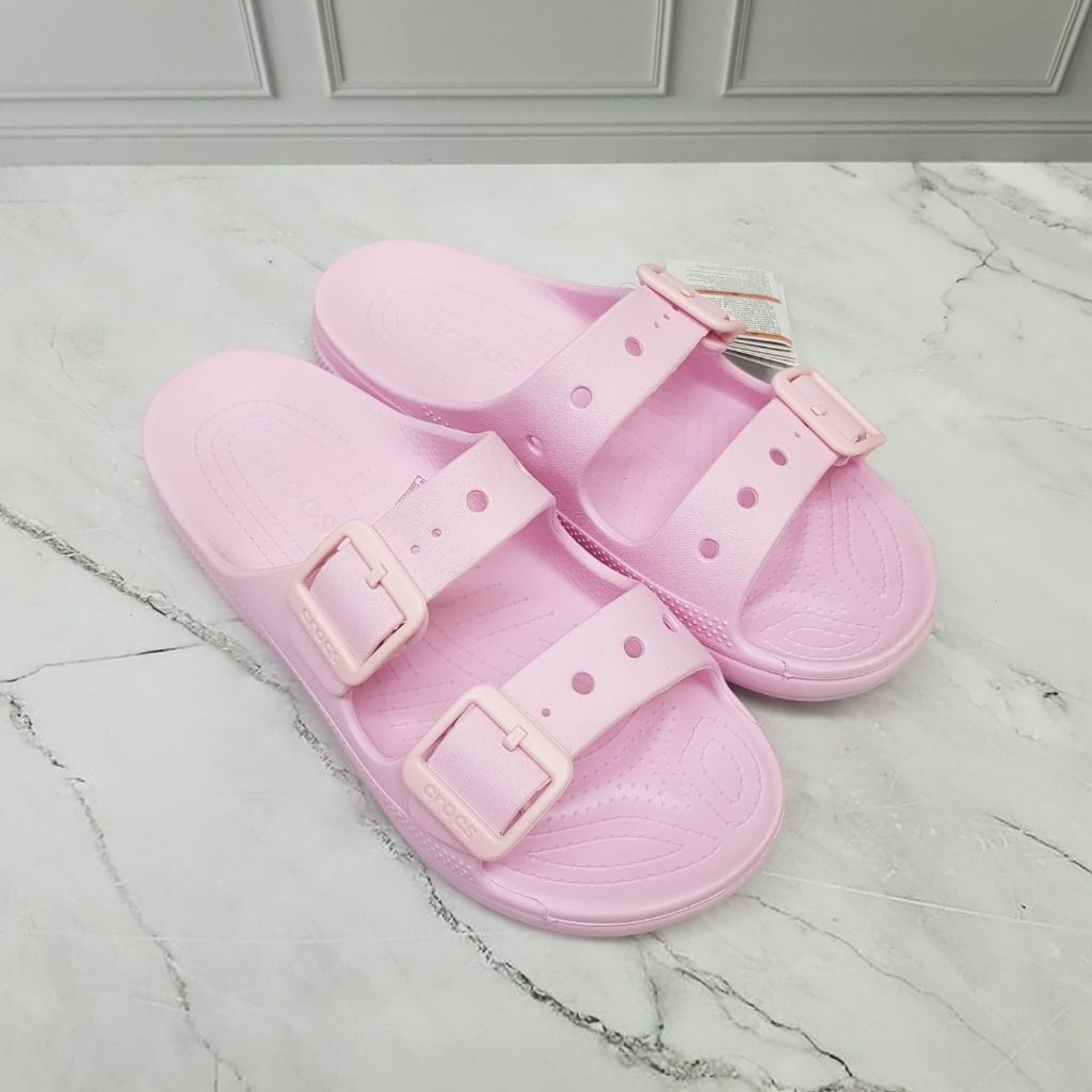 SANDAL CRQCS CLASSIC SATURDAY/SANDAL CLASSIC SATURDAY (MIRIP CROCS CLASSIC SATURDAY)