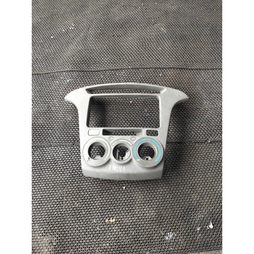 FRAME PANEL AC INNOVA ORIGINAL