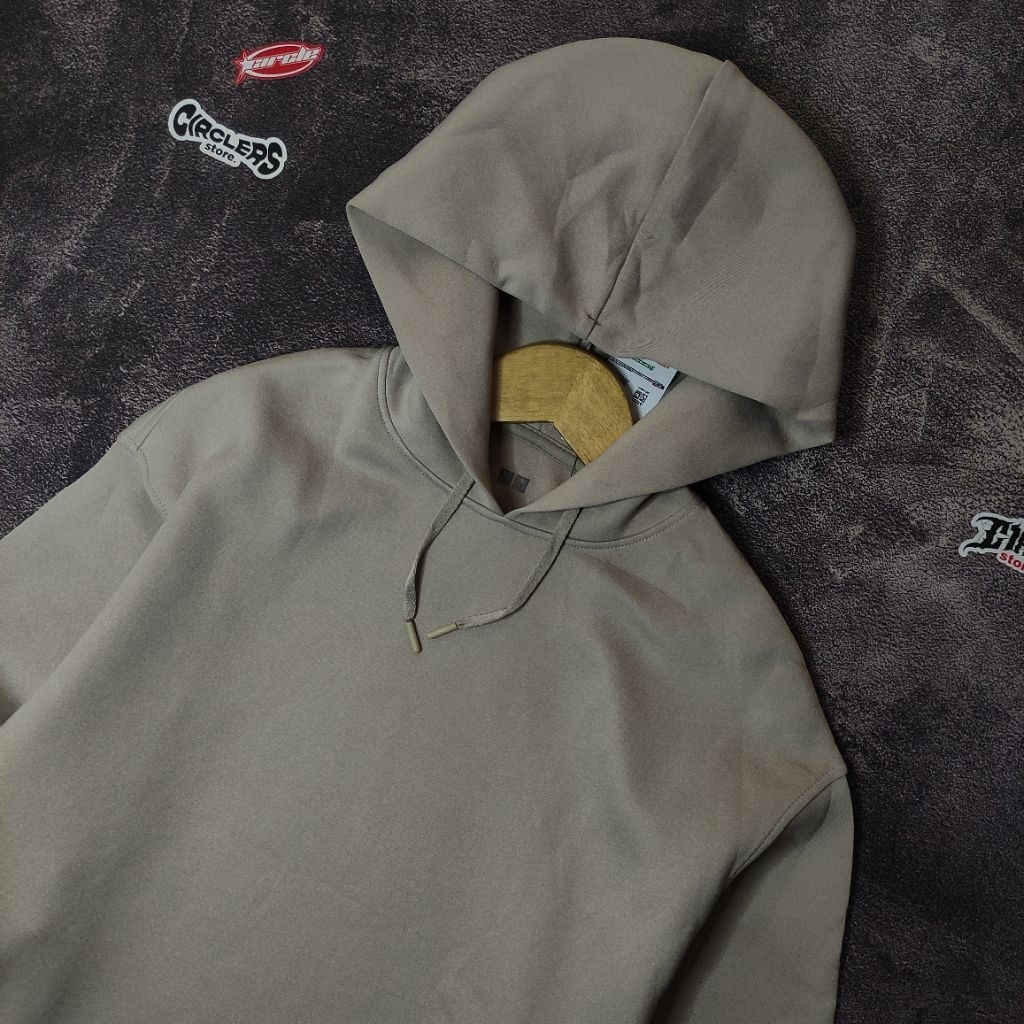 uniqlo scuba dry