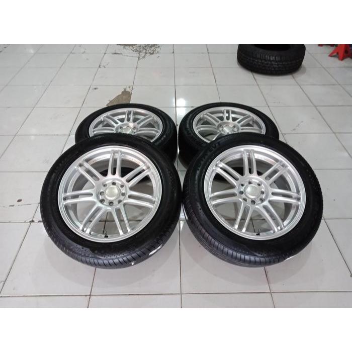 Velg Mobil Bekas Racing Hsr Kijang R17 Type Boon Ring 17 Lebar 7,5 Et45 Baut 4x100/114,3 Coock Buat 