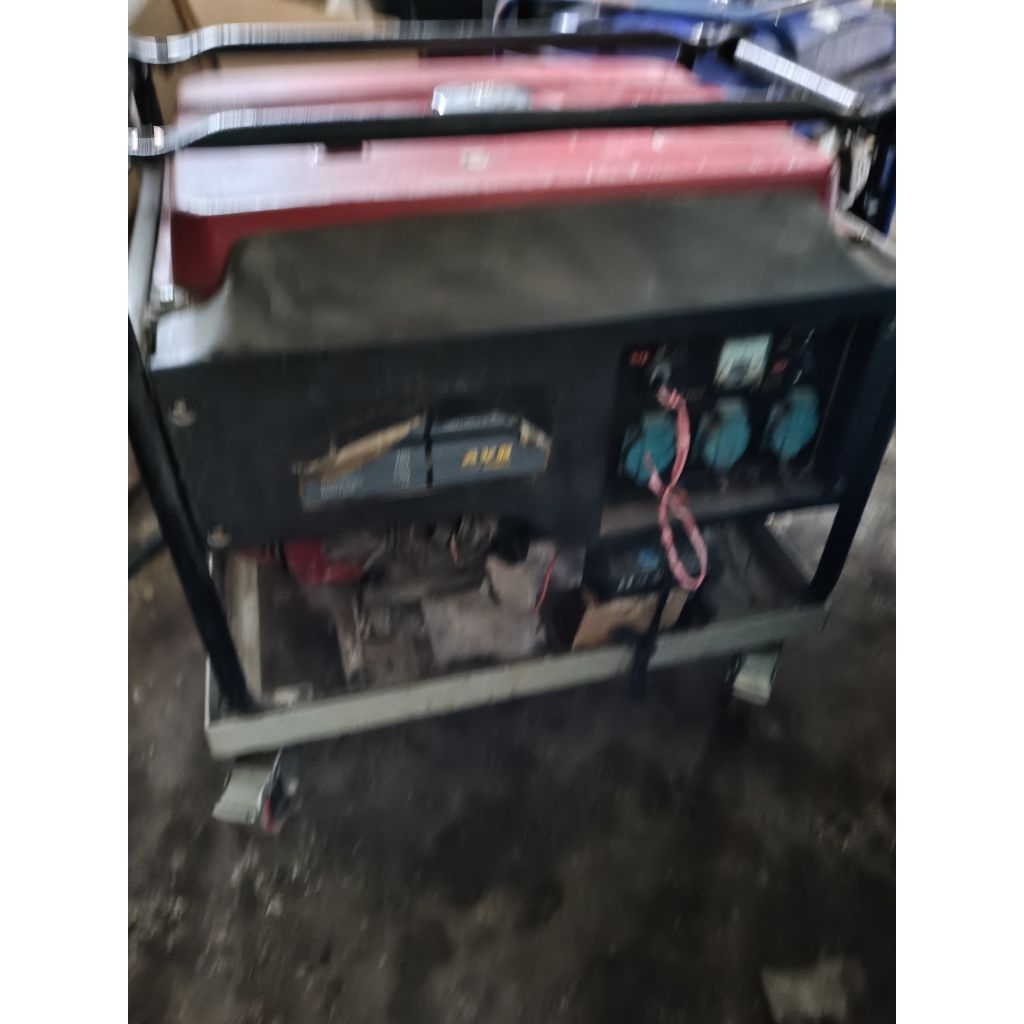 genset lonchin tipe 7900 watt 5500 bekas bagus