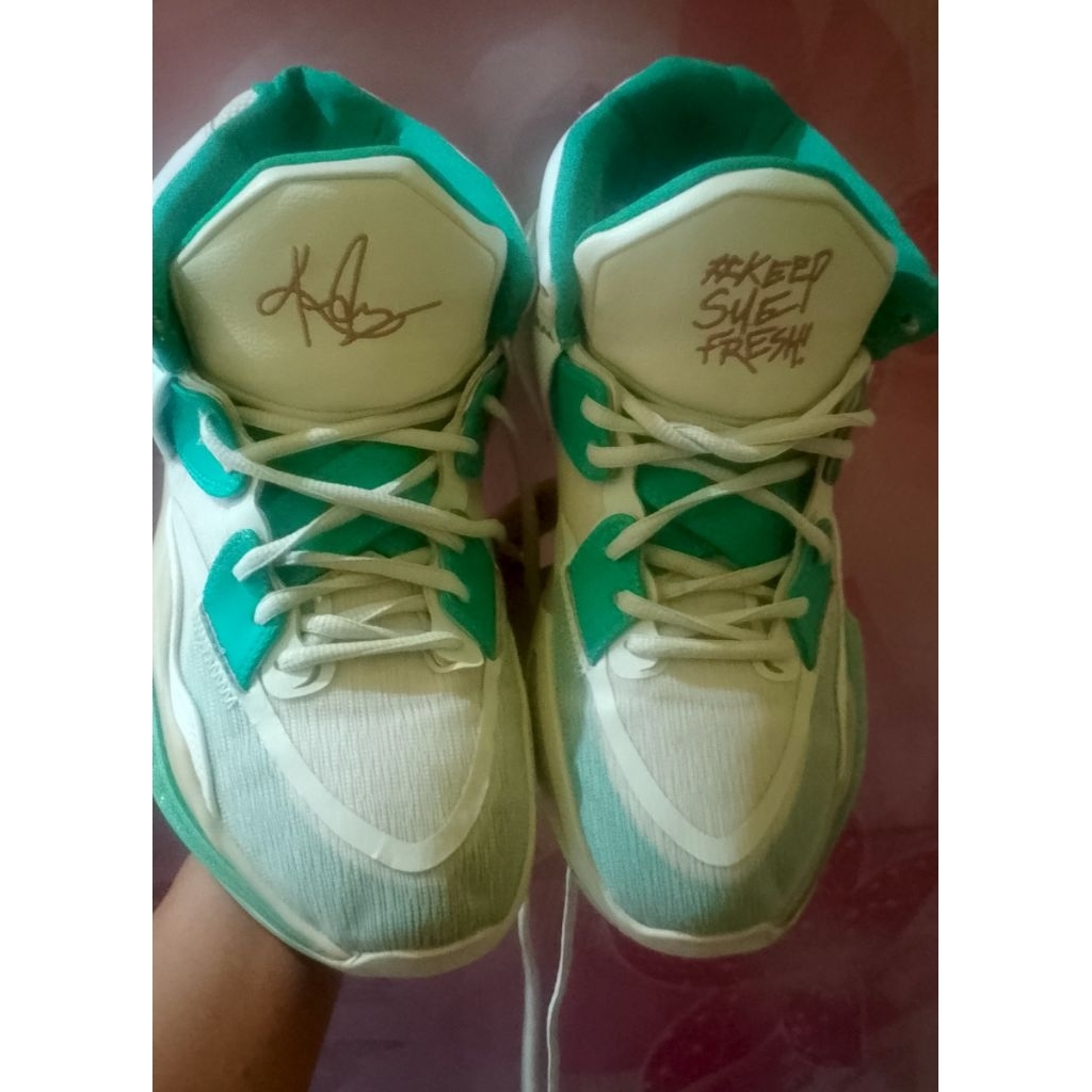 Nike Kyrie 8 Infinity EP 'Keep Sue Fresh'