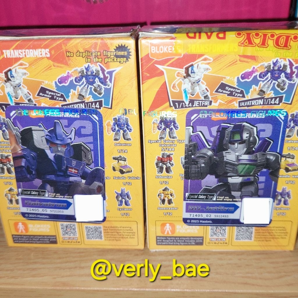 "SECRET JETFIRE, SECRET GALVATRON" Blokees Defender Version 05 (OFC, Selected)