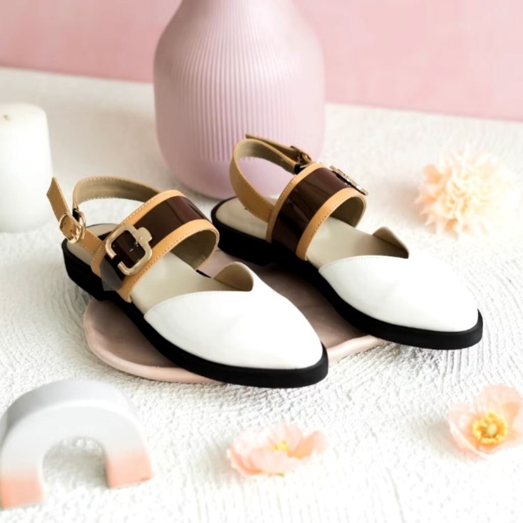 Preloved Caramel Sepatu Sandal Tera Ankle Strap Shoes Dianable