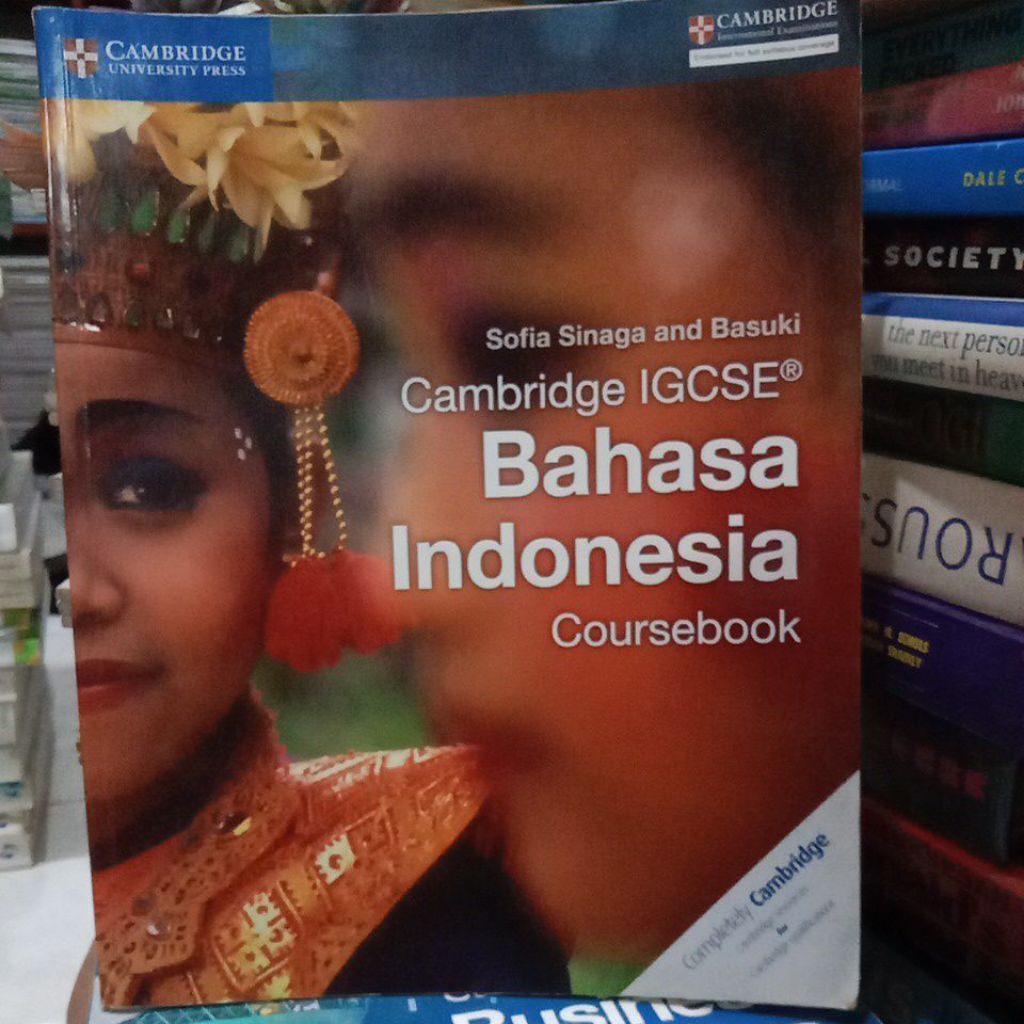 CAMBRIDGE IGCSE BAHASA INDONESIA COUSEBOOK