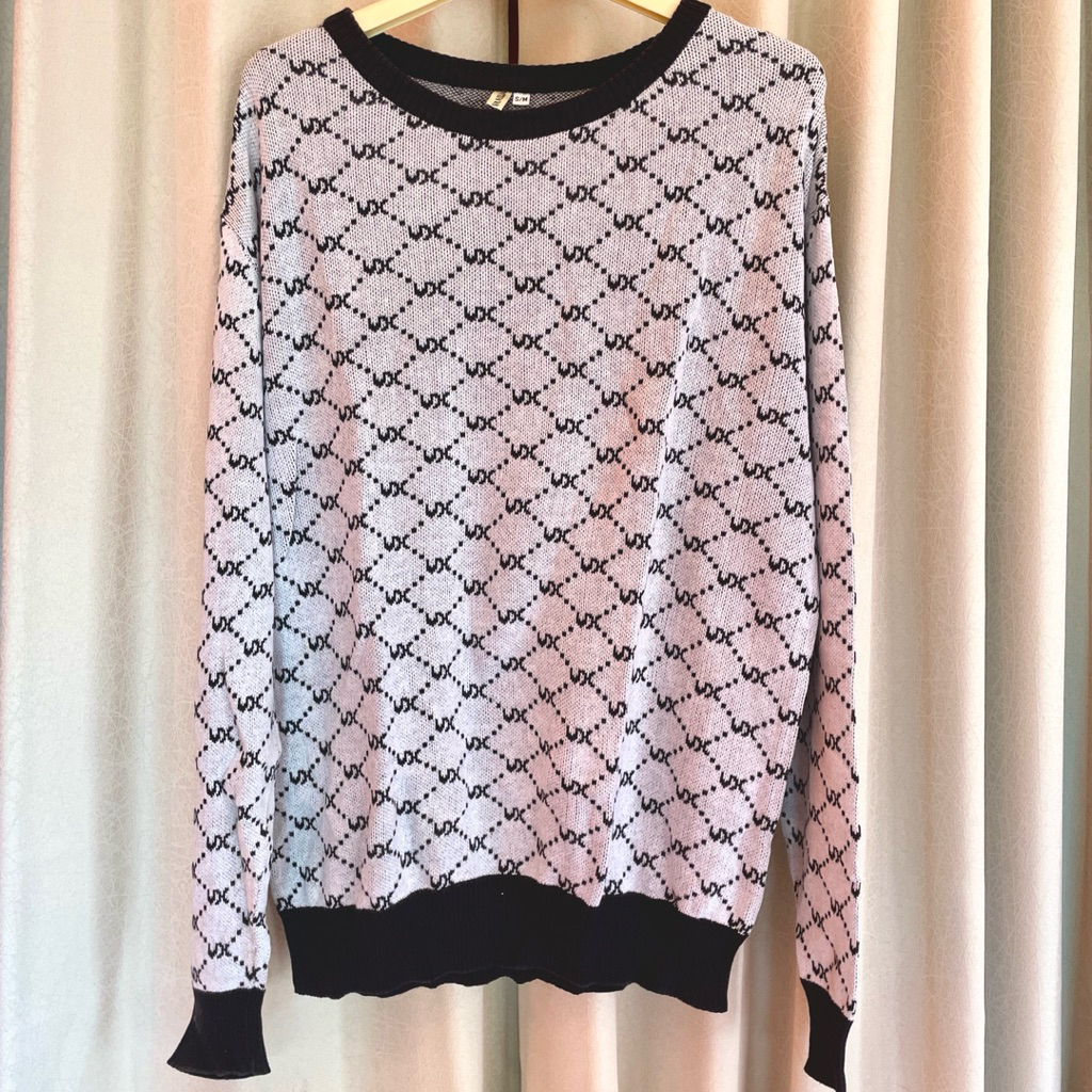 Vanilla hijab sweater monogram preloved
