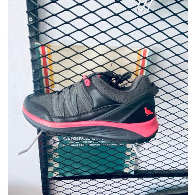 ORIGINAL KANKY STAPLE BLACK