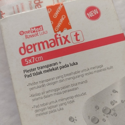 Plester anti air untuk luka medis onemed dermafix