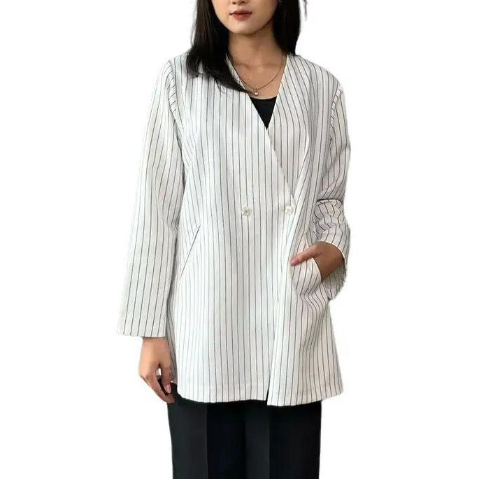 Orlina Blazer Wanita Atasan Panjang Casual dengan Desain Garis