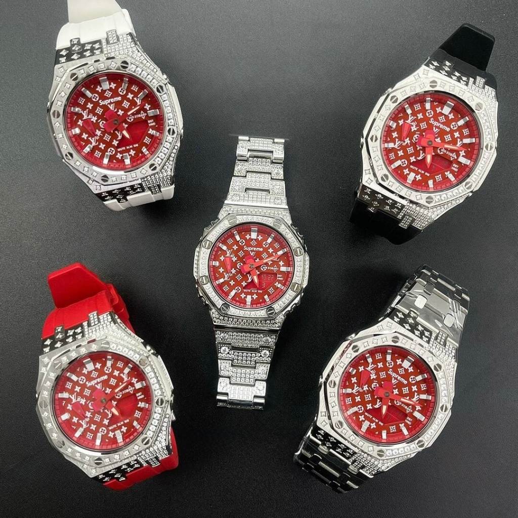 Jam tangan Watch Latest full diamond  Pria cowok Tonneau Wanita watch best-selling Wanita Korean wat