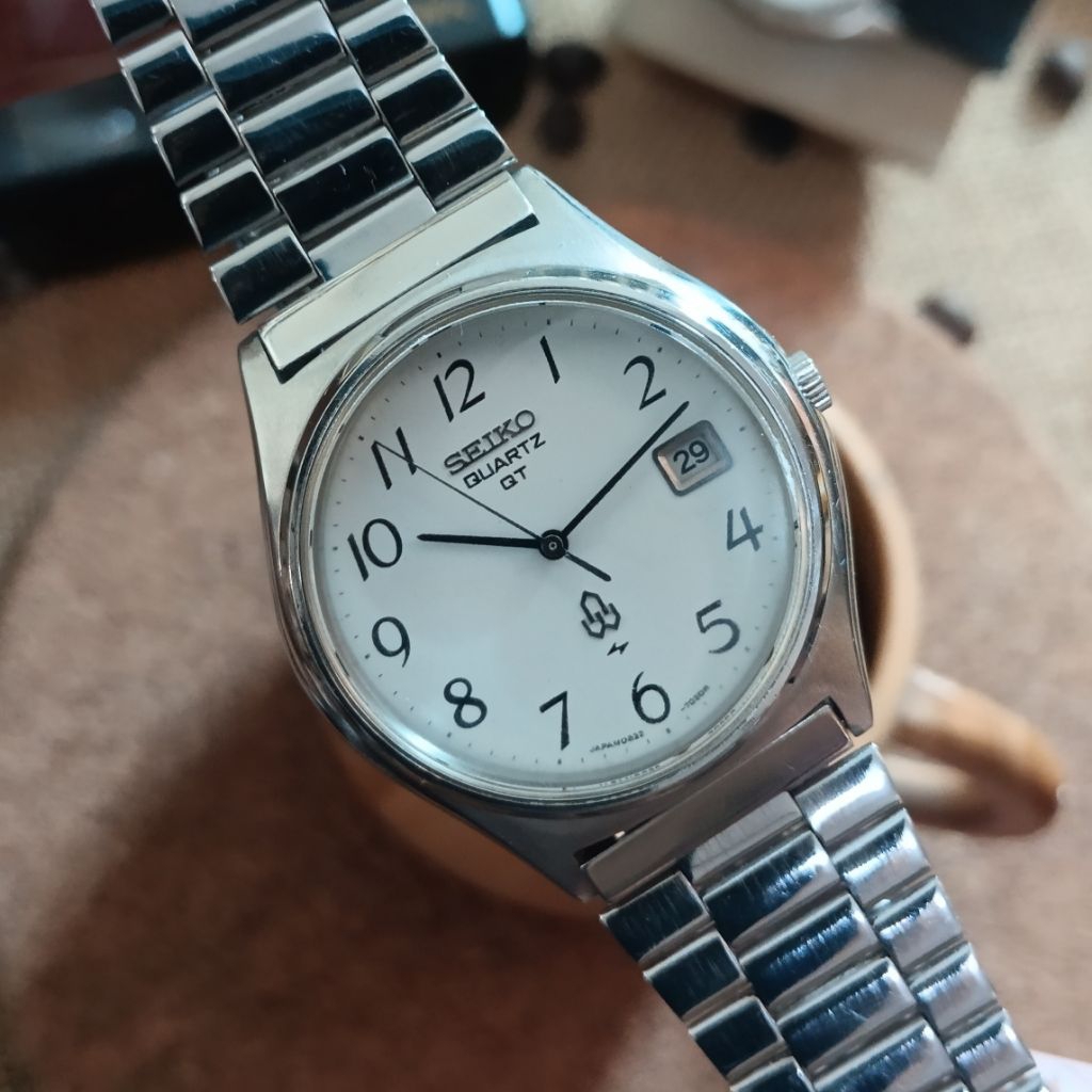 Vintage Seiko Quartz QT White Dial 0822-7000