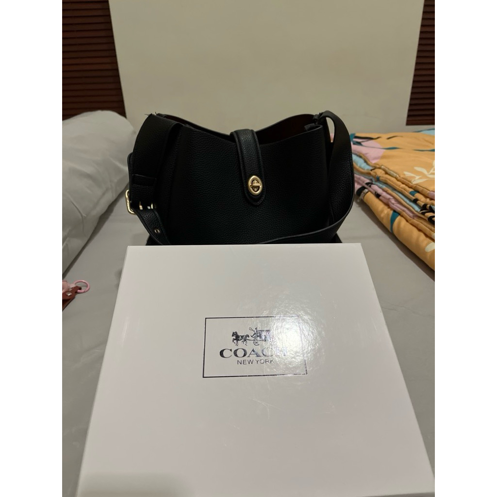 Coach Hadley Hobo Medium