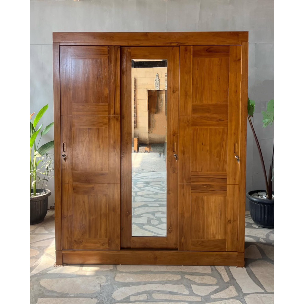 Lemari minimalis 3 Pintu sliding kayu Jati