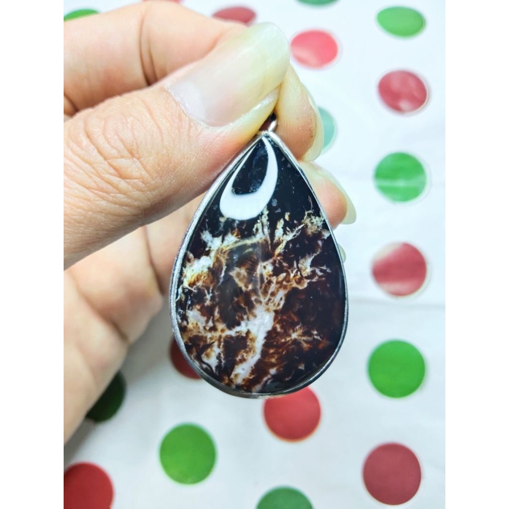 LIONTIN BATU AKIK YAMAN WULUNG MOTIF KEMBANG