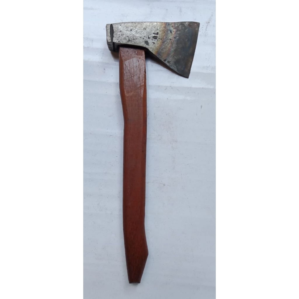 Kapak Baja Pir Tronton Kuat Tajam