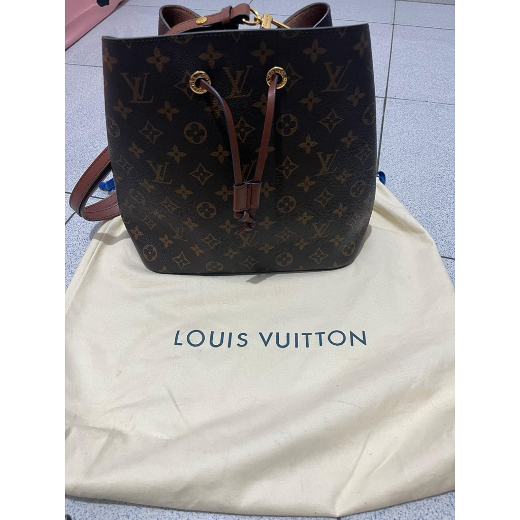 tas LV kw super preloved likenew