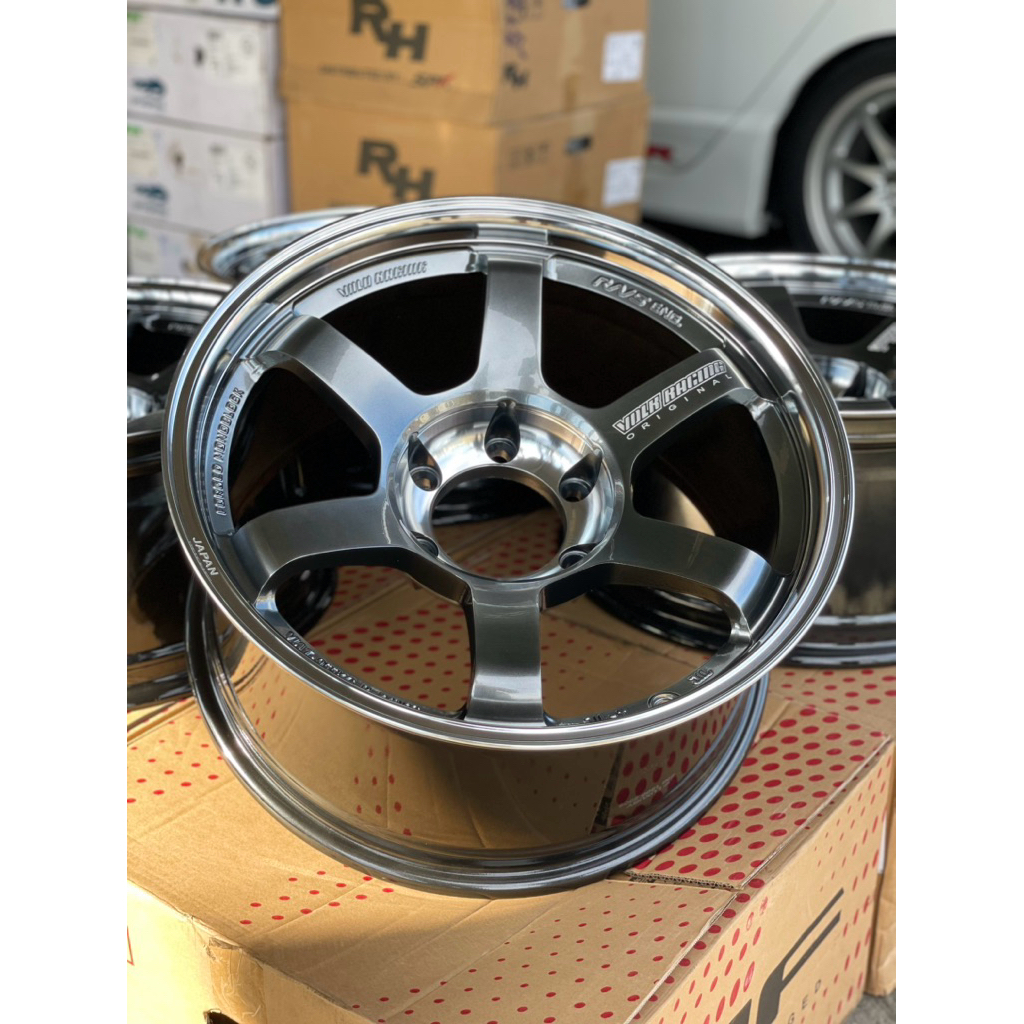 TE37 R18 pajero fortuner dll
