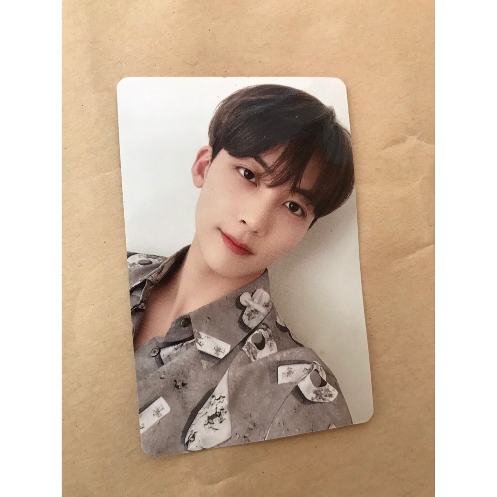 PC PHOTOCARD JEONGHAN SEVENTEEN OFFICIAL