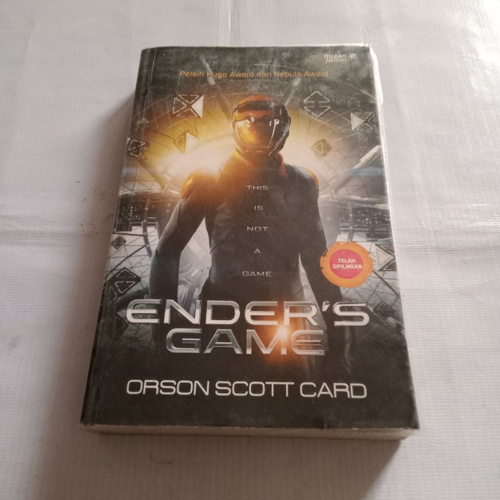 NOVEL ENDER'S GAME