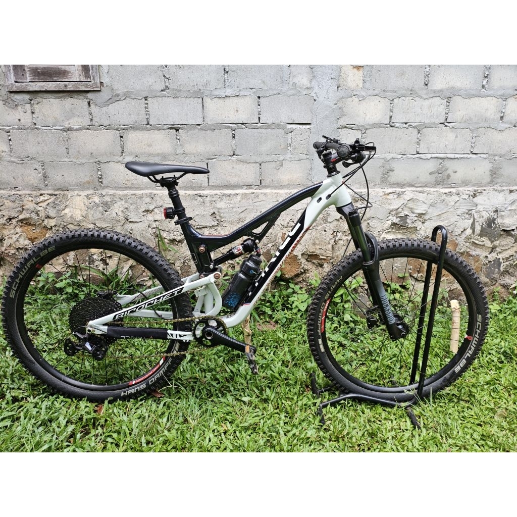 Thrill Ricochet T120 Elite Versi Tertinggi Kondisi Fisik 95% low KM