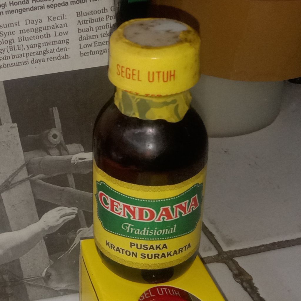 Minyak Cendana