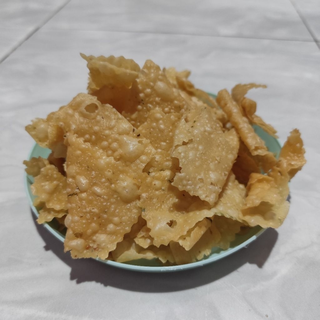 KUE BAWANG RENYAH GURIH, CEMILAN PAS BUAT KETAGIHAN, KERIPIK BAWANG ENAK