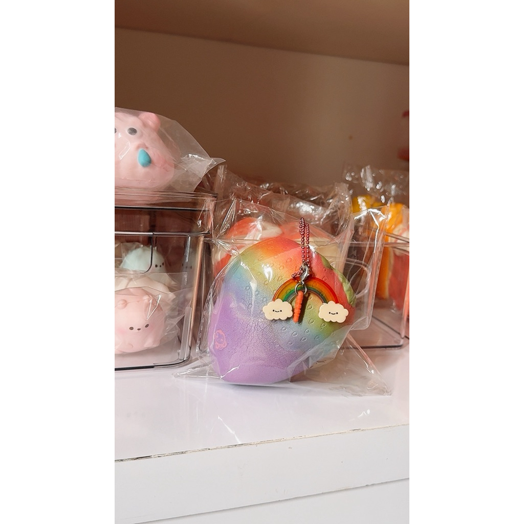 punimaru strawberry squishy