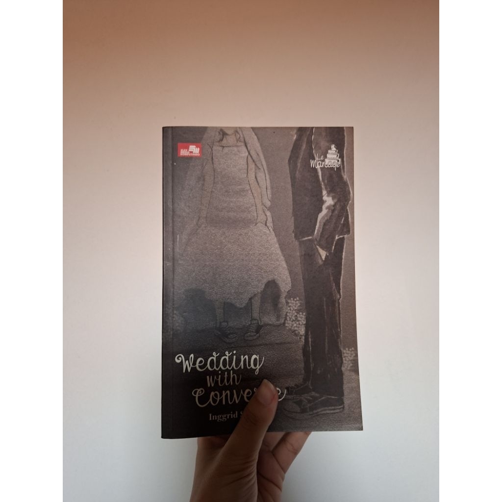 preloved novel WEDDING WITH CONVERSE ori karya Inggrid Sonya