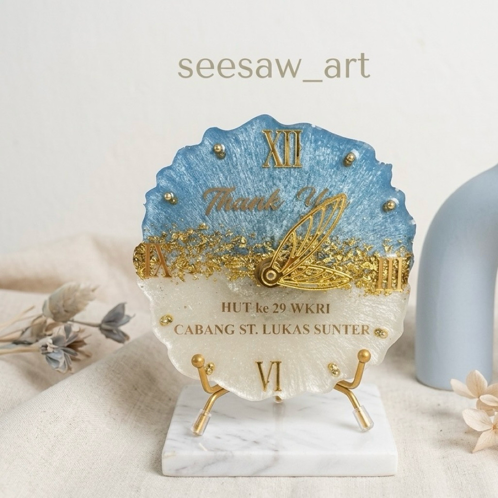 jam coaster resin art