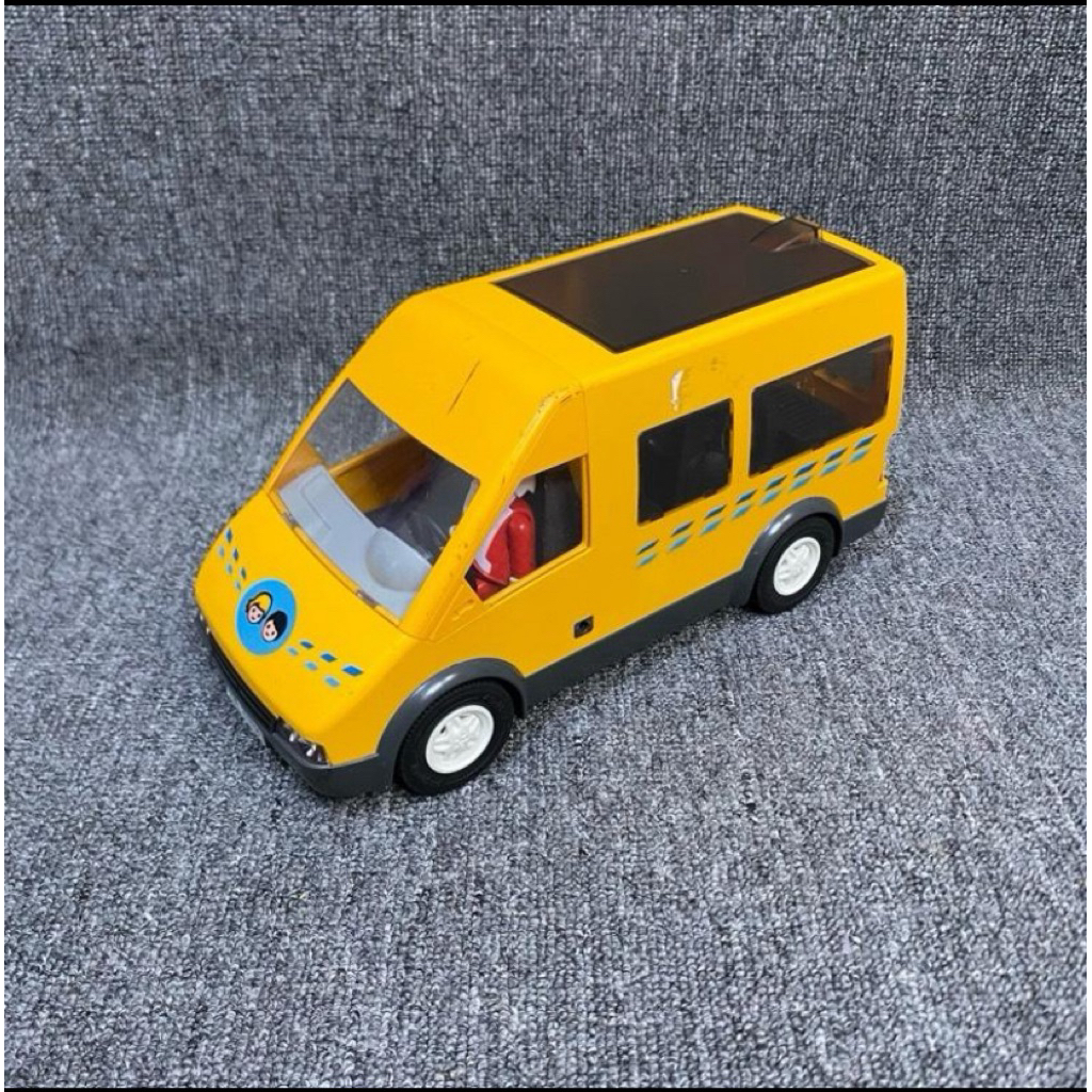 school bus playmobil