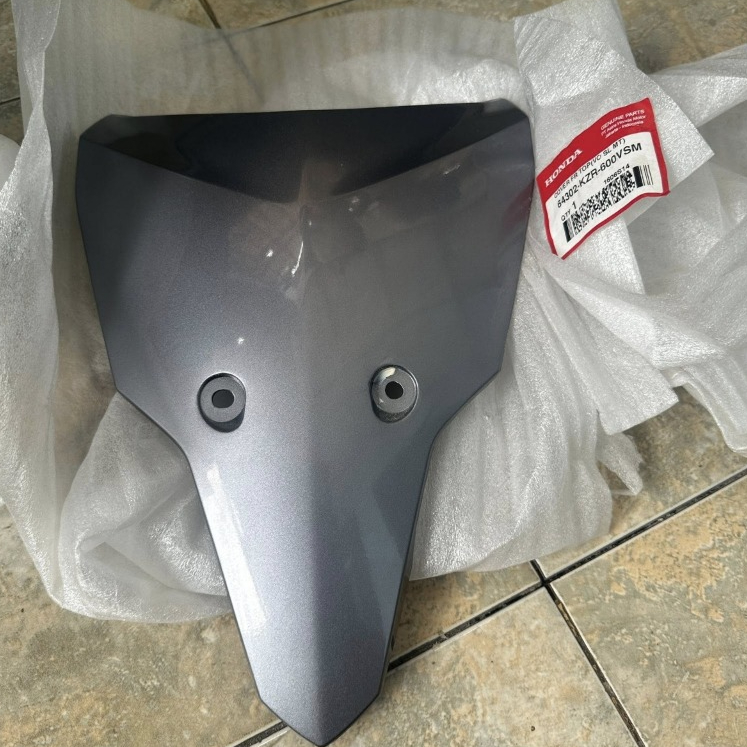 Vario 125 Techno KZR - Honda Ori Cover Dasi Depan / Front Top - SIlver Kilat / SIlver Glossy - 64302