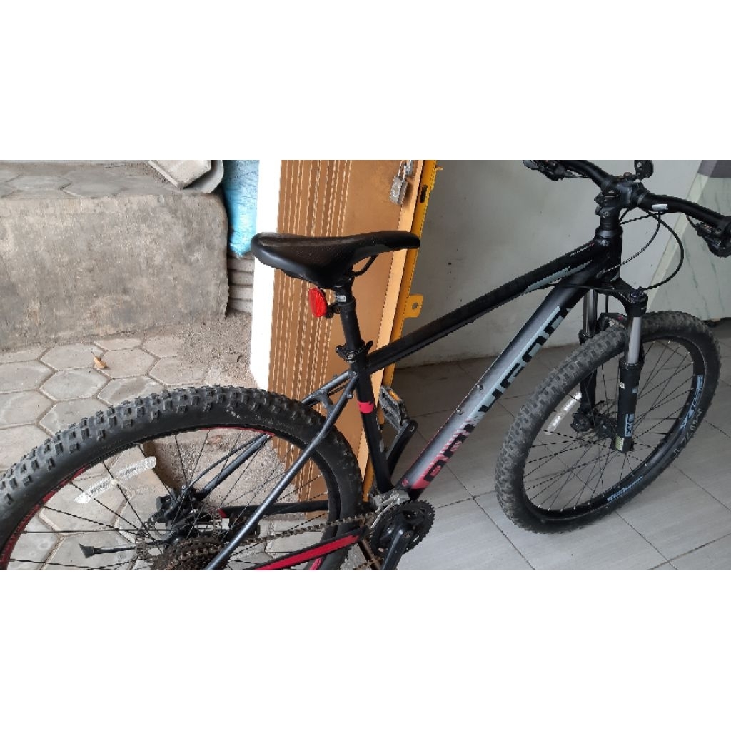 sepeda gunung polygon primer 5