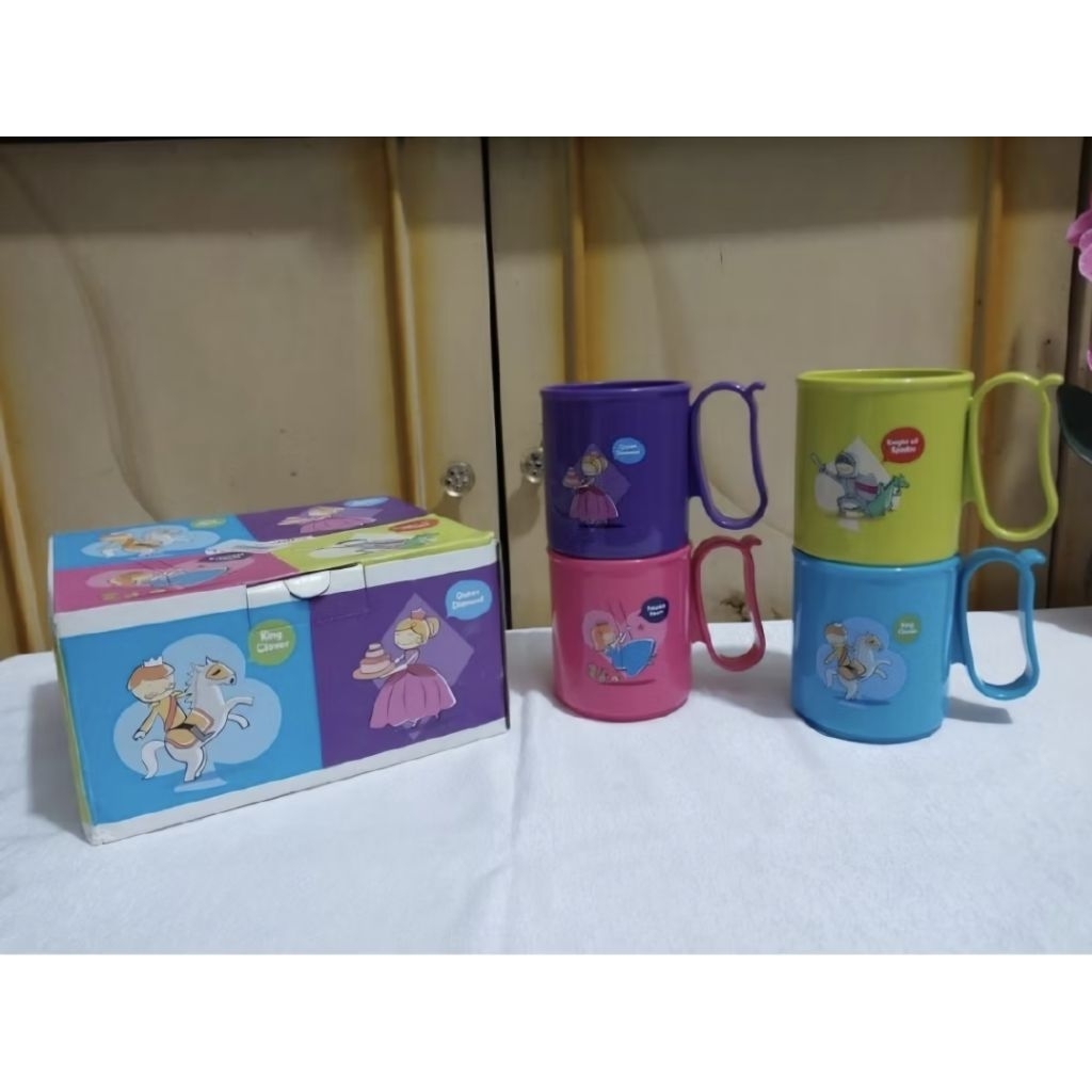 Royal Family Tupperware mug new ,cangkir tahan panas