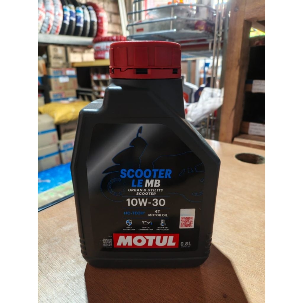 oli Motul matic 10w-30 0,8