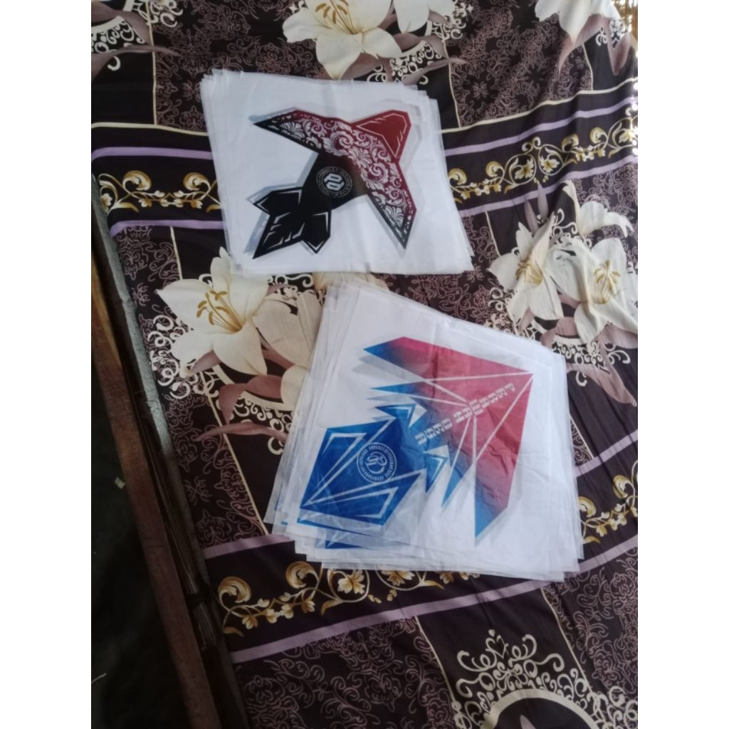 Ready kertas layangan 2 warna