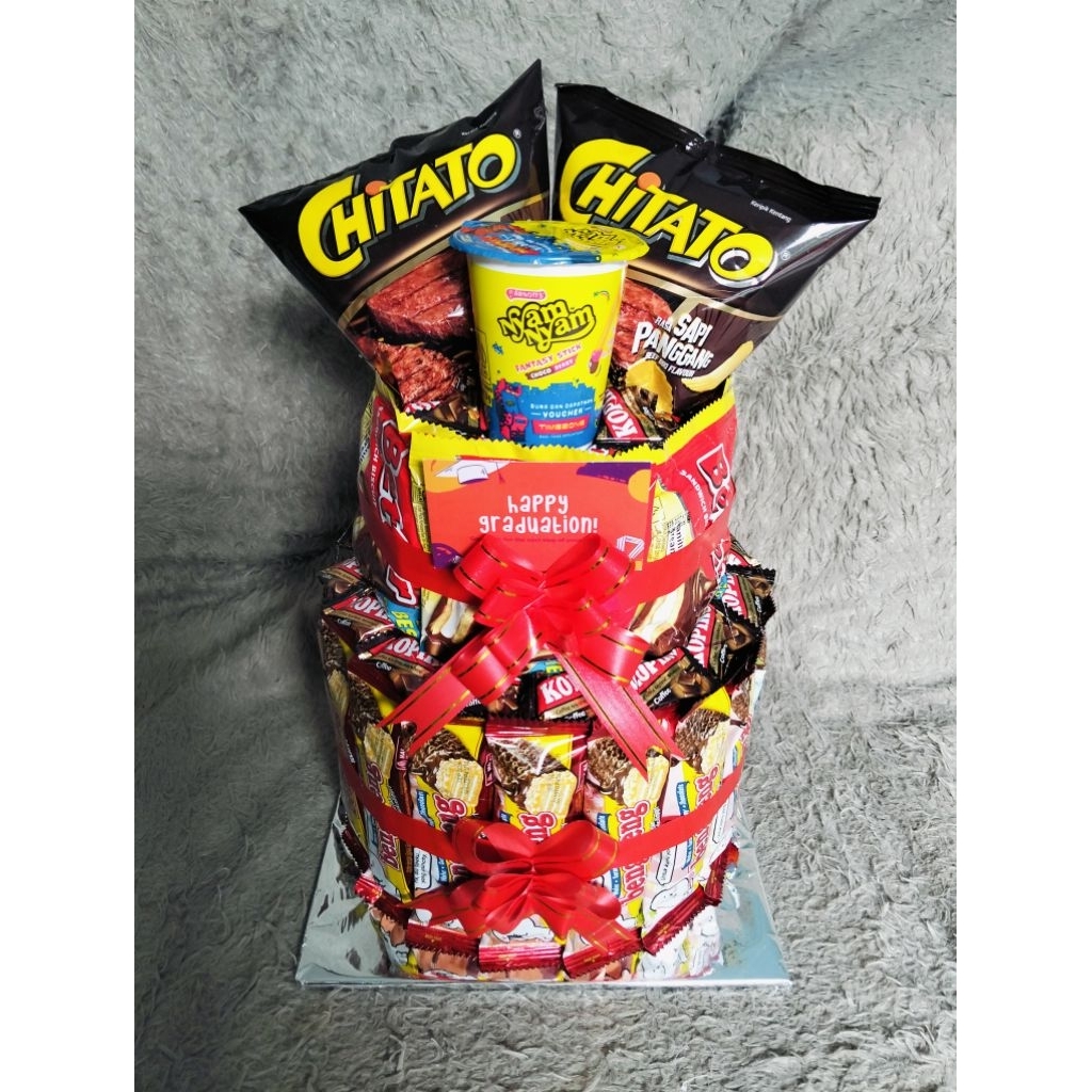 Snack tower/Snack graduation/Snack ulang tahun/ kue ulang tahun snack