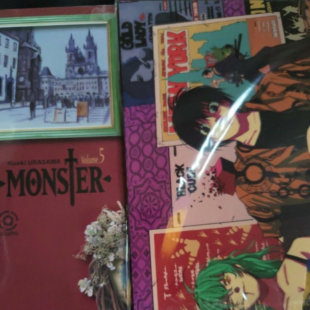 Komik Monster 5 (segel) + bonus poster sakamoto days