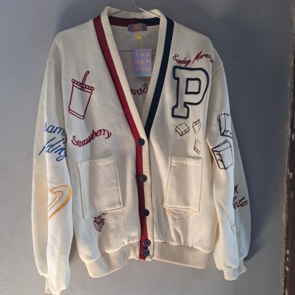 Baju Cream/Atasan kekinian/Atasan Keren/Pria/wanita/outer
